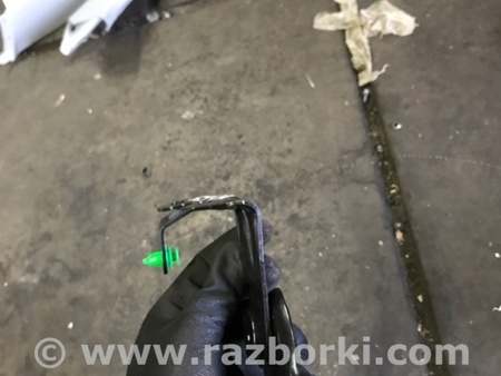 ФОТО Кронштейн кузова для Mazda 3 IV BP (2019-) Київ