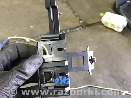 ФОТО Кронштейн кузова для Porsche Macan I 95B +FL (13-18) Київ