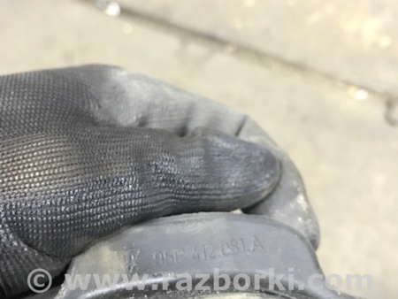 ФОТО Уплотнитель кузова для Porsche Macan I 95B +FL (13-18) Київ