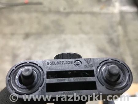 ФОТО Уплотнительная резинка крышки багажника для Porsche Macan I 95B +FL (13-18) Київ