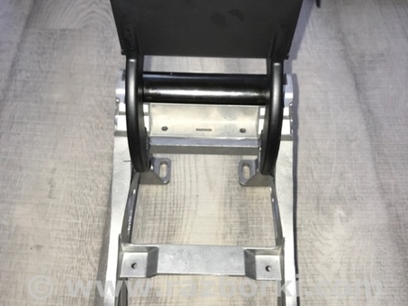 ФОТО Держатель для подлокотника для Audi (Ауди) A5 F5 B9 (16-24) Київ