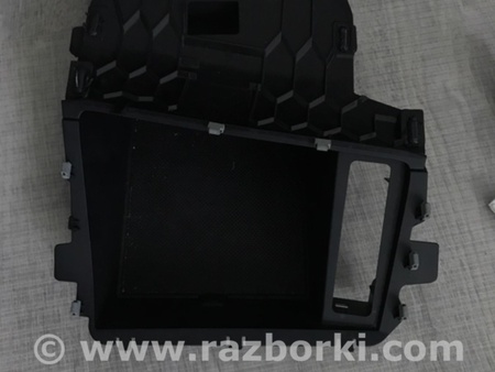 ФОТО Бардачок для Audi (Ауди) Q3 II F3 (18-25) Київ