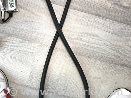 ФОТО Уплотнитель кузова для Mazda 3 IV BP (2019-) Київ