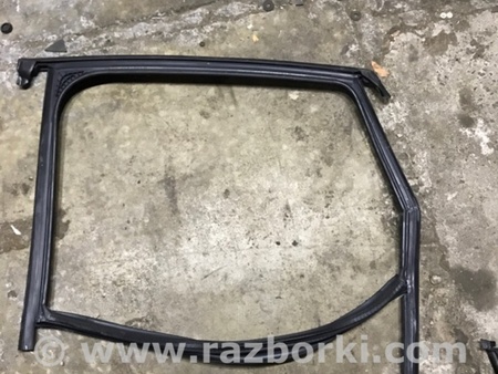 ФОТО Направляющая стекла двери для Porsche Macan I 95B +FL (13-18) Київ