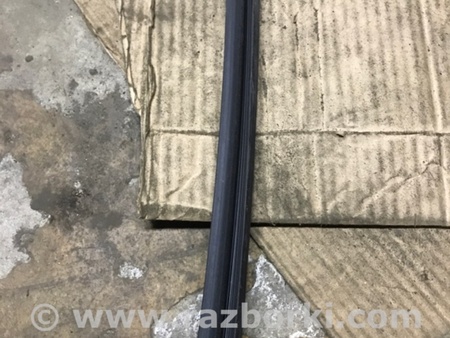ФОТО Направляющая стекла двери для Subaru Legacy VI BN (14-19) Київ