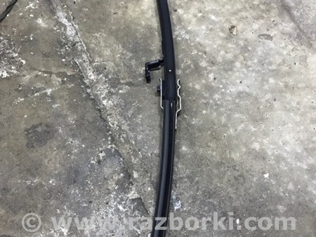 ФОТО Направляющая стекла двери для Mazda 3 IV BP (2019-) Київ