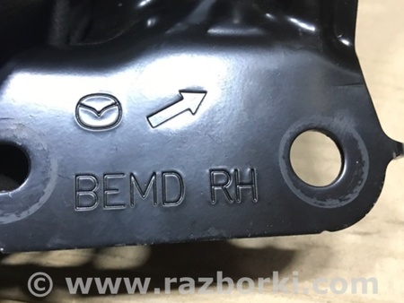 ФОТО Замок спинки сиденья для Mazda 3 IV BP (2019-) Київ