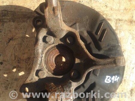 ФОТО Кулак поворотный для Subaru Outback Киев