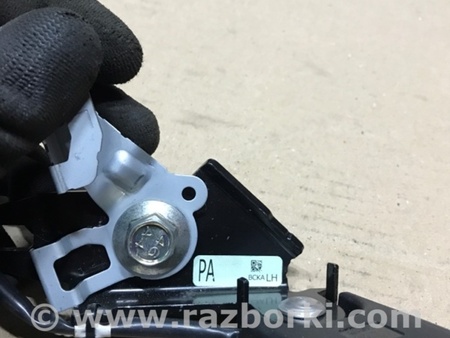 ФОТО Замок ремня безопасности для Mazda 3 IV BP (2019-) Київ