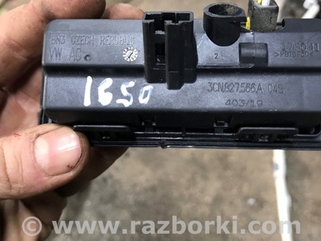 ФОТО Кнопка открывания багажника для Volkswagen Atlas/Teramont I +1 рест (17-23) Київ