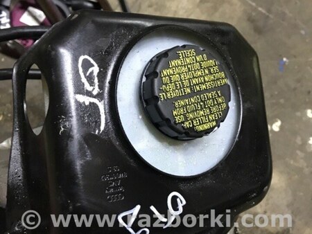 ФОТО Крышка бачка тормозной жидкости для Audi (Ауди) A4 V B9 - 8W (2015-) Київ