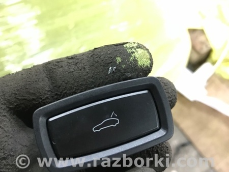 ФОТО Кнопка открывания багажника для Porsche Macan I 95B +FL (13-18) Київ