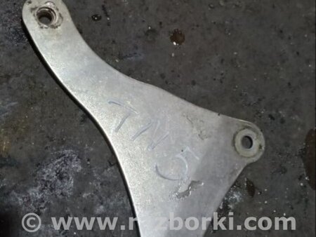 ФОТО Кронштейн для Porsche Macan I 95B +FL (13-18) Київ