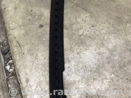 ФОТО Направляющая стекла двери для Audi (Ауди) Q3 II F3 (18-25) Київ