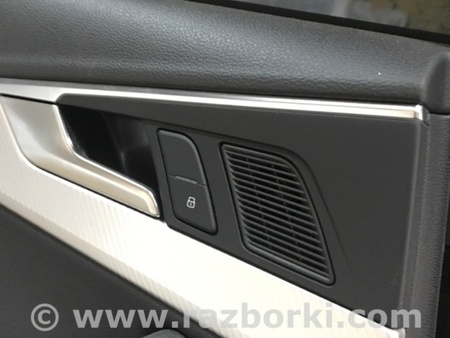 ФОТО Накладка на карту двери для Audi (Ауди) A4 V B9 - 8W (2015-) Київ