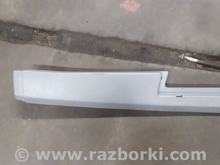 ФОТО Обшивка крышки багажника для Subaru Forester SG Киев