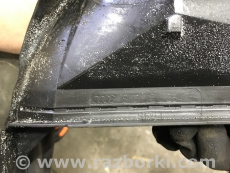 ФОТО Накладка радиатора правая для Audi (Ауди) A4 B8 - 8K2, 8K5 (08.2007-11.2015) Киев