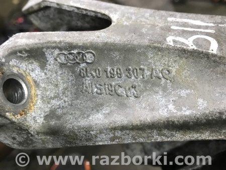 ФОТО Кронштейн левый для Audi (Ауди) A4 B8 - 8K2, 8K5 (08.2007-11.2015) Киев