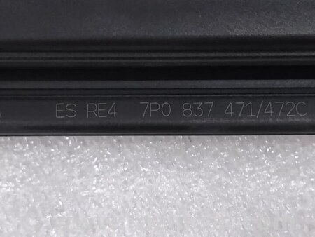 ФОТО Уплотнитель стекла двери для Porsche Cayenne II 958 E2/92A (10-14) Київ