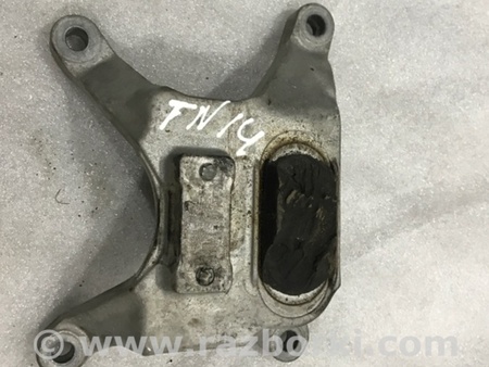 ФОТО Кронштейн для Audi (Ауди) A4 V B9 - 8W (2015-) Київ