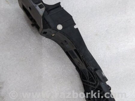 ФОТО Кронштейн ручки двери для Porsche Cayenne II 958 E2/92A (10-14) Київ