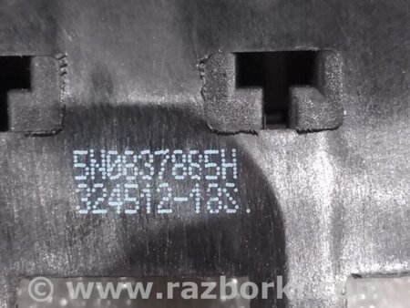 ФОТО Кронштейн ручки двери для Porsche Cayenne II 958 E2/92A (10-14) Київ