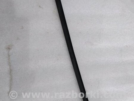 ФОТО Уплотнительная резинка для Porsche Cayenne II 958 E2/92A (10-14) Київ