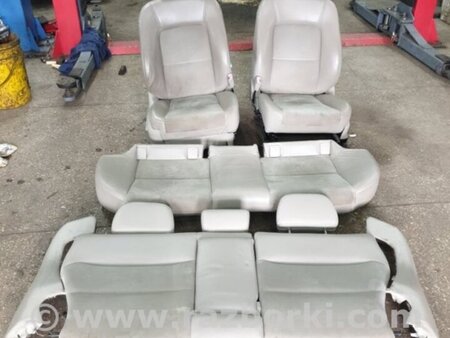 ФОТО Салон в сборе для Subaru Outback Киев