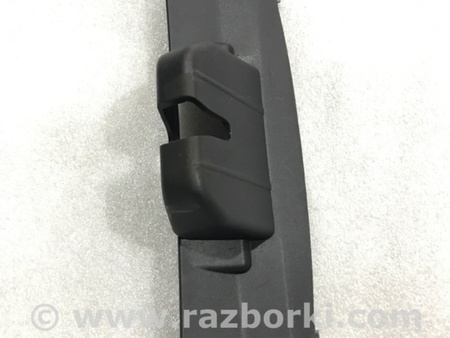 ФОТО Накладка замка багажника для Porsche Cayenne II 958 E2/92A (10-14) Київ