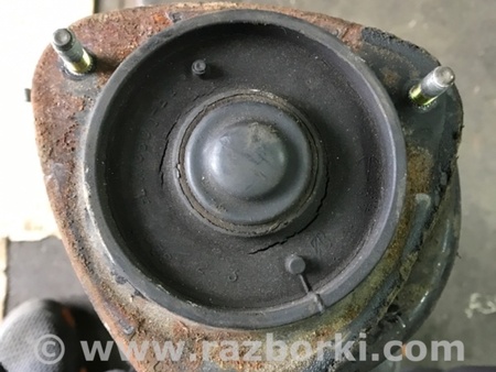 ФОТО Опора пружины передняя правая для Subaru Forester SG Киев