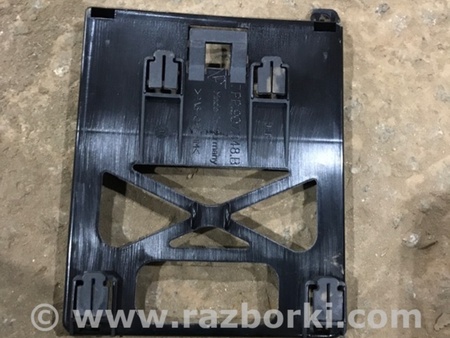 ФОТО Кронштейн для Porsche Cayenne II 958 E2/92A (10-14) Київ