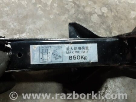 ФОТО Домкрат для Subaru Tribeca Киев