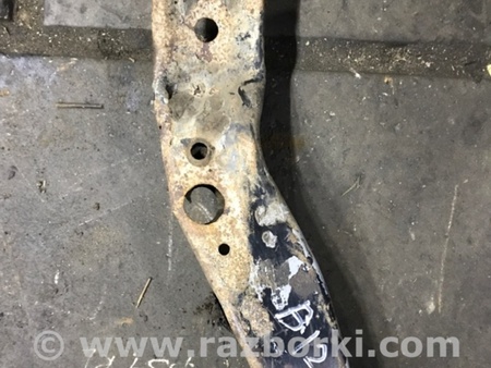 ФОТО Подрамник левый для Subaru Forester SG Киев