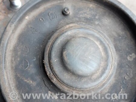 ФОТО Опора стойки передняя левая для Subaru Forester SG Киев