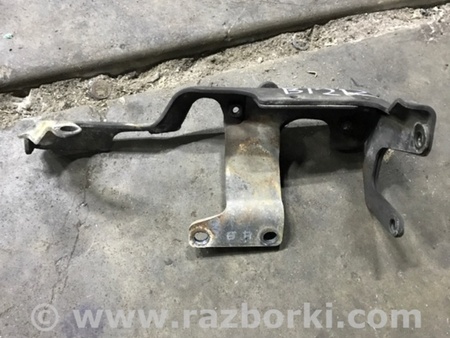 ФОТО Защита двигателя правая для Subaru Forester SG Киев