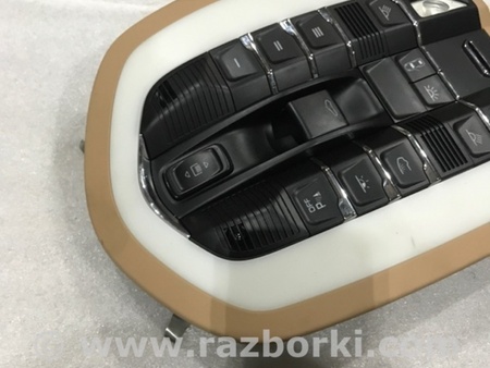ФОТО Плафон подсветки салона для Porsche Macan I 95B +FL (13-18) Київ