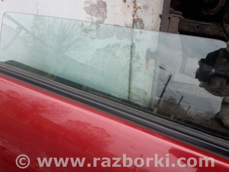 ФОТО Стекло задней левой двери для Subaru Forester SG Киев