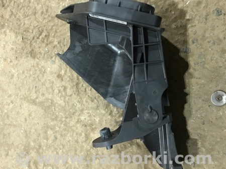 ФОТО Кронштейн для Porsche Macan I 95B +FL (13-18) Київ