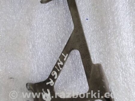 ФОТО Кронштейн для Porsche Panamera I 970 (09-16) Київ