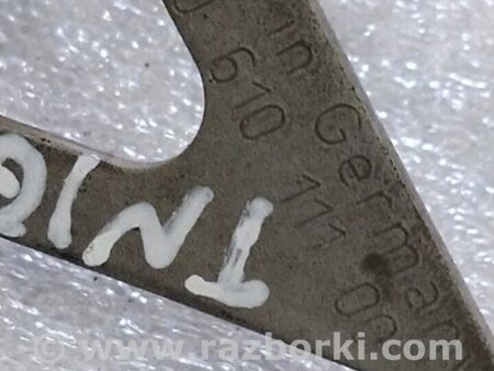 ФОТО Кронштейн для Porsche Panamera I 970 (09-16) Київ