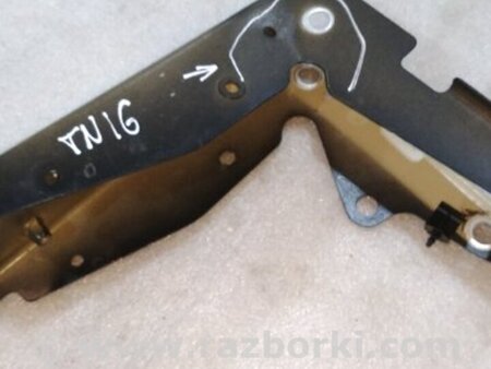 ФОТО Кронштейн для Porsche Panamera I 970 (09-16) Київ