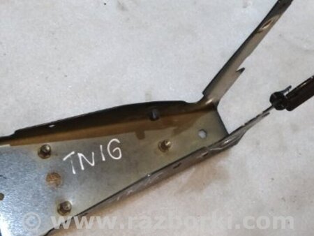 ФОТО Кронштейн для Porsche Panamera I 970 (09-16) Київ