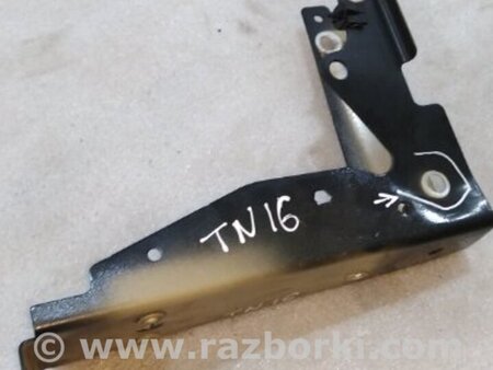 ФОТО Кронштейн для Porsche Panamera I 970 (09-16) Київ