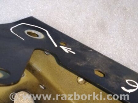 ФОТО Кронштейн для Porsche Panamera I 970 (09-16) Київ