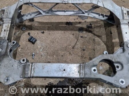 ФОТО Подрамник для Porsche Panamera I 970 (09-16) Київ