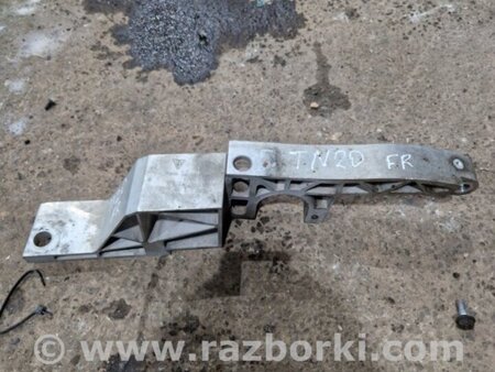 ФОТО Кронштейн для Porsche Panamera I 970 (09-16) Київ