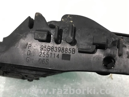 ФОТО Кронштейн ручки двери для Porsche Macan I 95B +FL (13-18) Київ