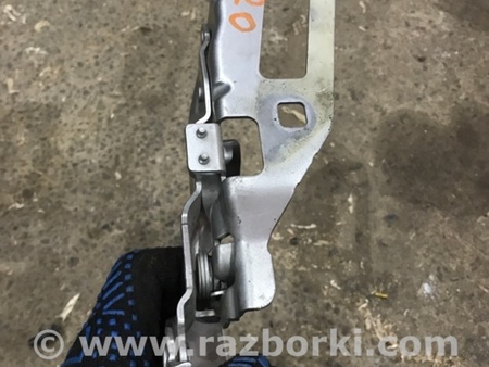 ФОТО Петля капота для Porsche Panamera I 970 (09-16) Київ