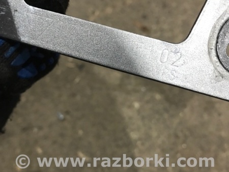 ФОТО Петля капота для Porsche Panamera I 970 (09-16) Київ