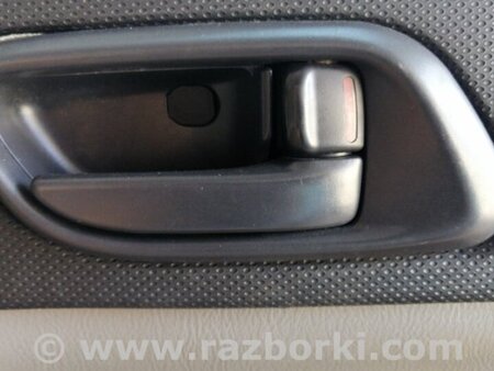 ФОТО Ручка двери внутренняя передняя правая для Subaru Forester SG Киев
